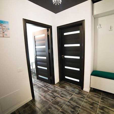 Toto'S Apartment Constanta Luaran gambar