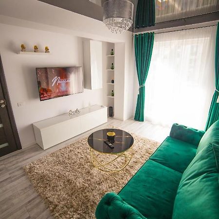 Toto'S Apartment Constanta Luaran gambar