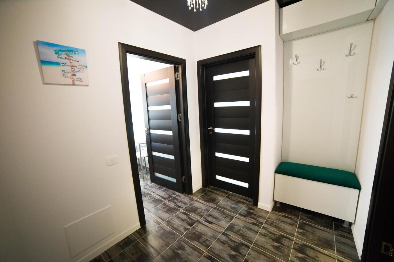 Toto'S Apartment Constanta Luaran gambar