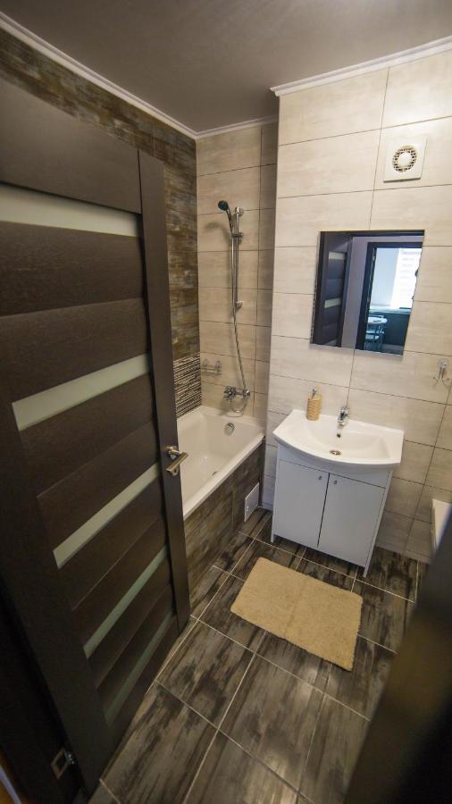 Toto'S Apartment Constanta Luaran gambar