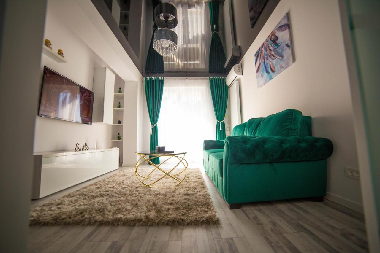 Toto'S Apartment Constanta Luaran gambar